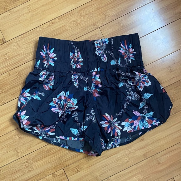 Free People Floral Athletic Shorts - Picture 2 of 9